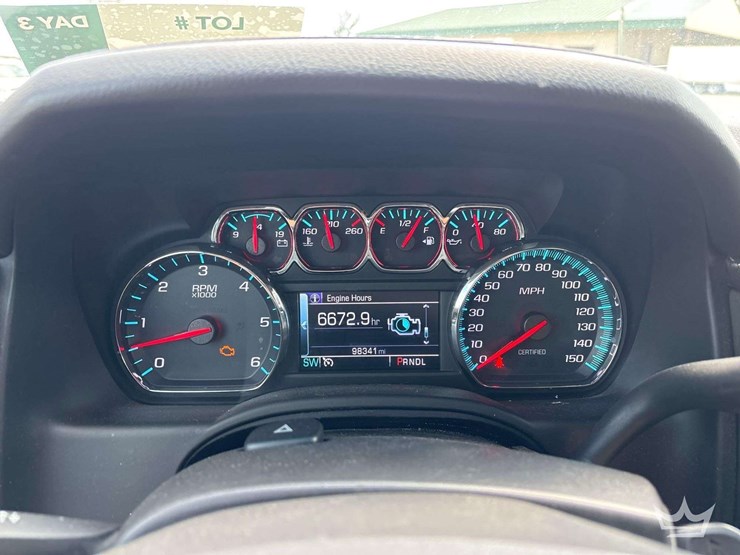 2019-chevrolet-tahoe-image-7