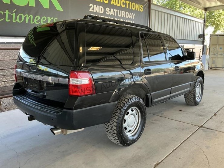 2017-ford-expedition-image-7