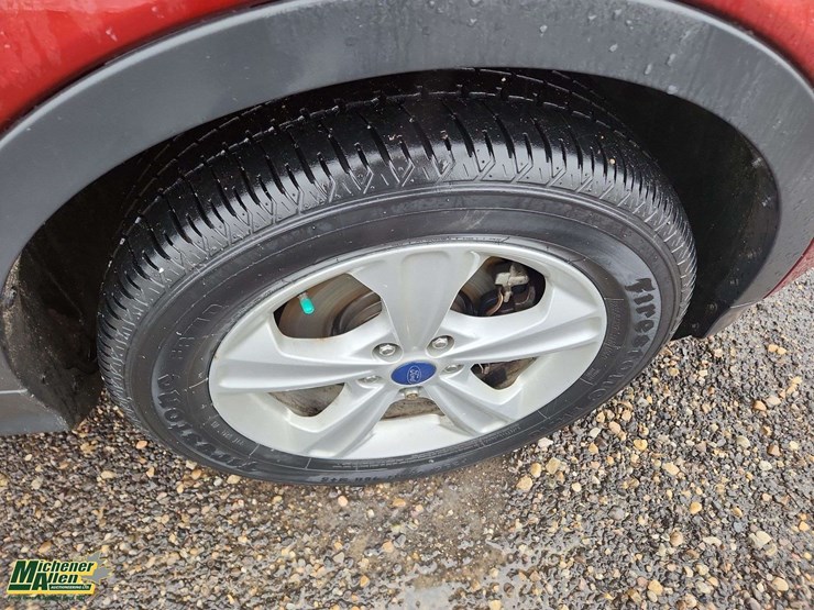 2016-ford-escape-image-14