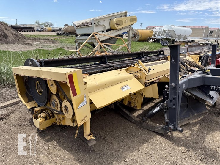 new-holland-2326-image-14