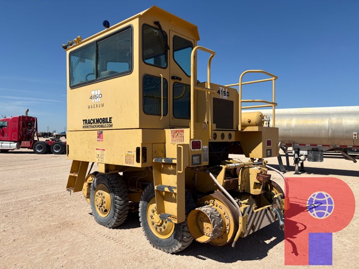 trackmobile-tm-4150-magnum-rail-car-tugger-image-5