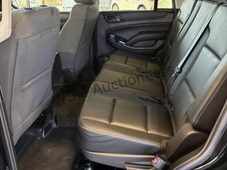 2019-chevrolet-tahoe-image-28