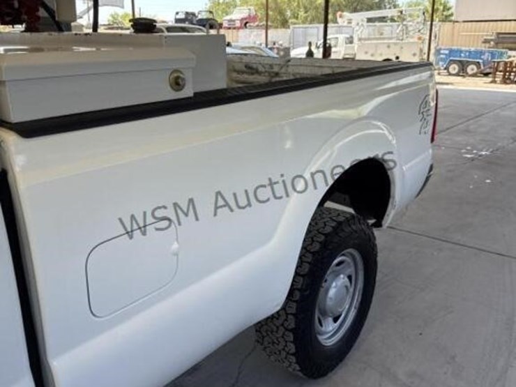2014-ford-f350-image-8