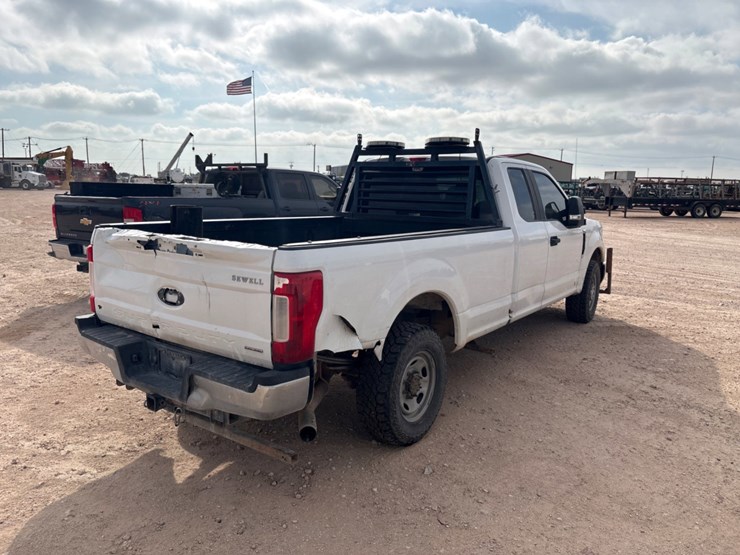 2017-ford-f250-image-3