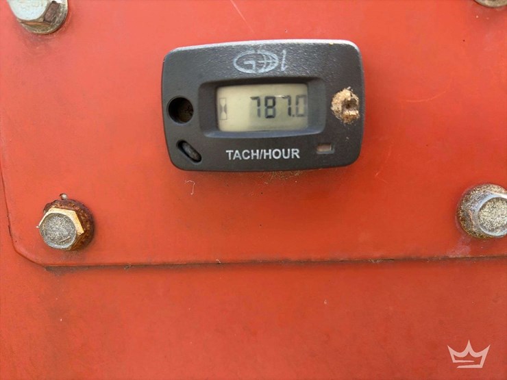 2016-ditch-witch-fm13v-image-17