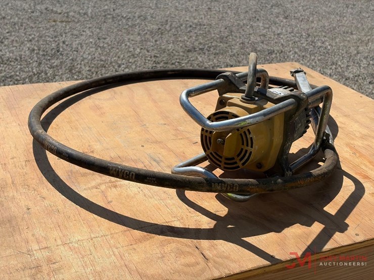 electric-concrete-vibrator-image-3