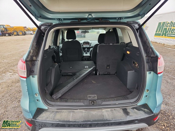 2013-ford-escape-image-16
