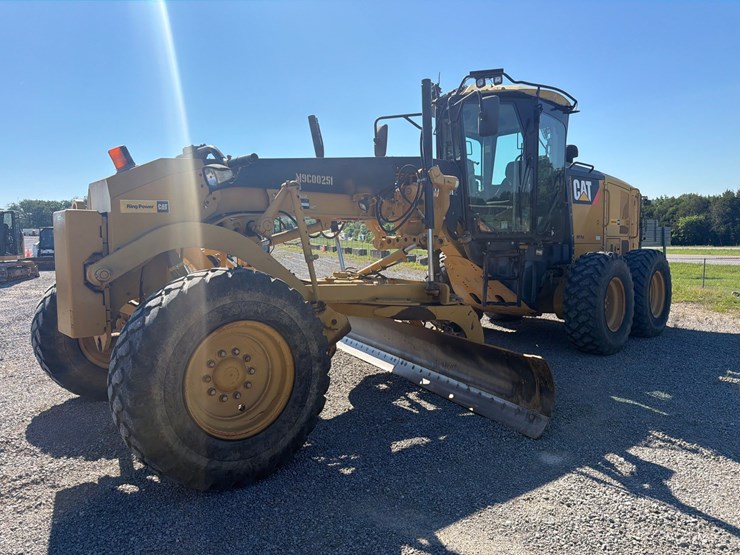 caterpillar-120m2-image-4