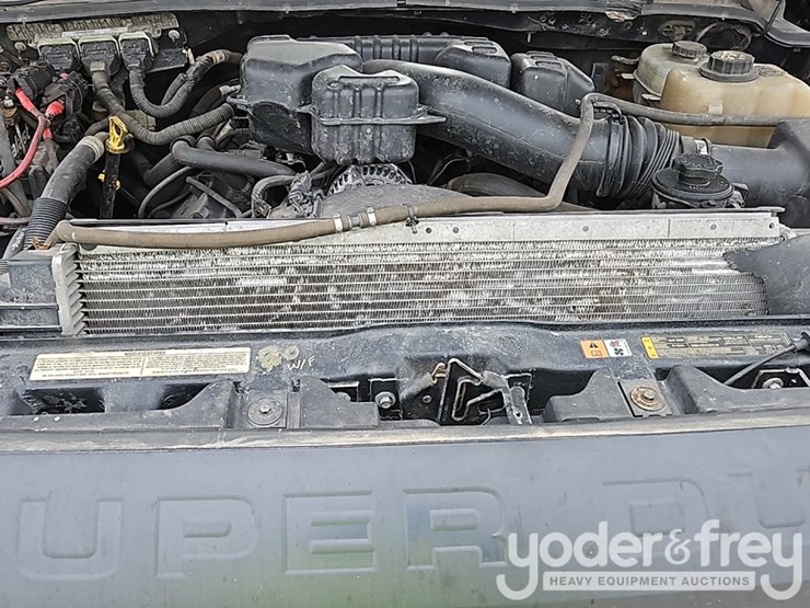 2015-ford-f350-sd-image-32