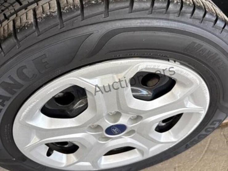 2017-ford-escape-image-9