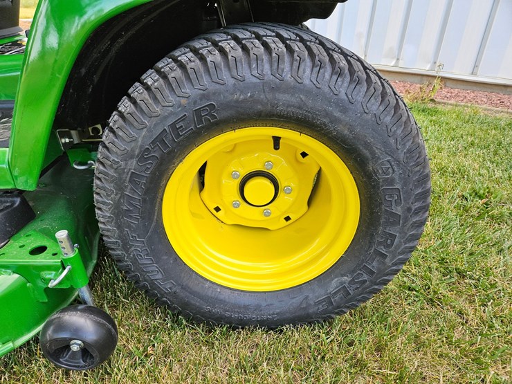 john-deere-x570-image-16