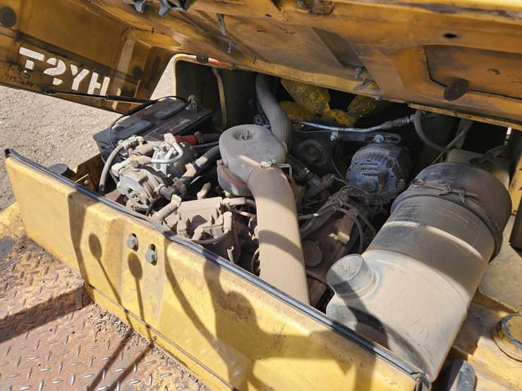 #375-•-hyster-90-forklift-image-8