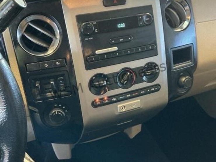 2015-ford-expedition-image-19