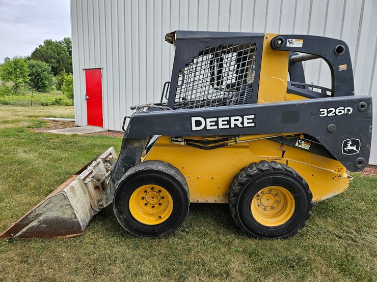 deere-326d-image-2