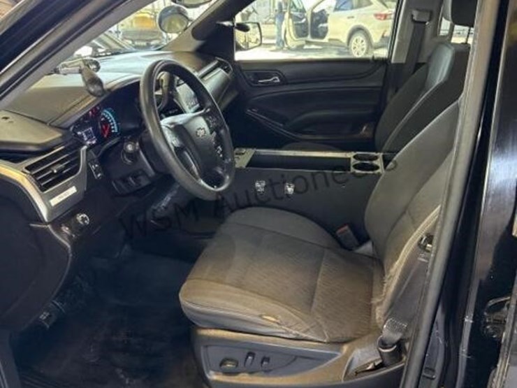 2019-chevrolet-tahoe-image-23