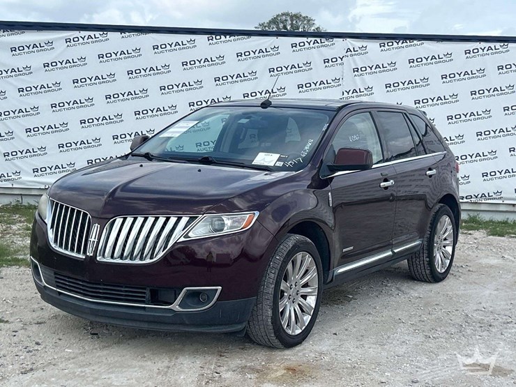 2011-lincoln-mkx-image-1
