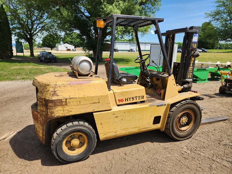 #375-•-hyster-90-forklift-image-5