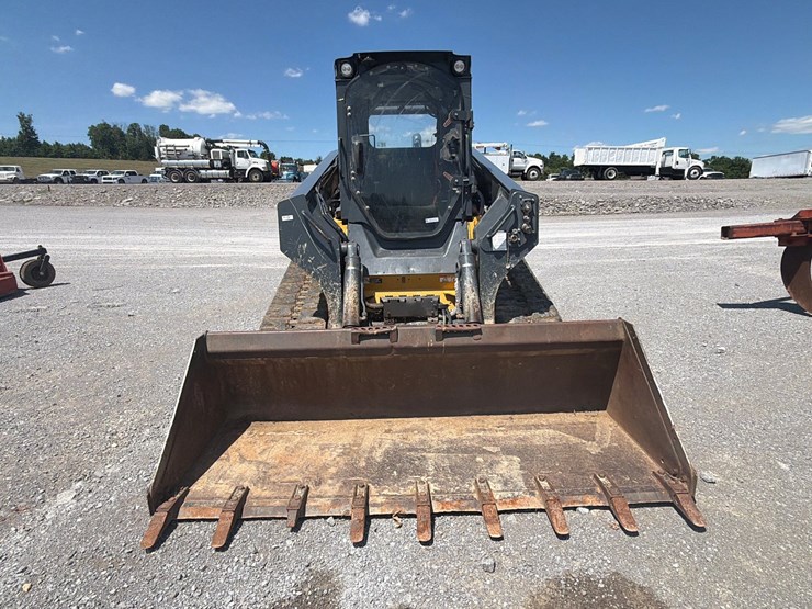 deere-333g-image-2