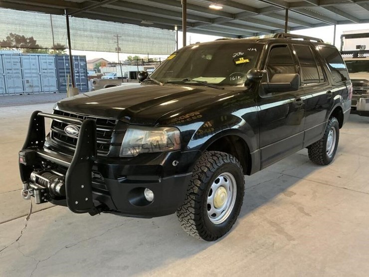2016-ford-expedition-image-4