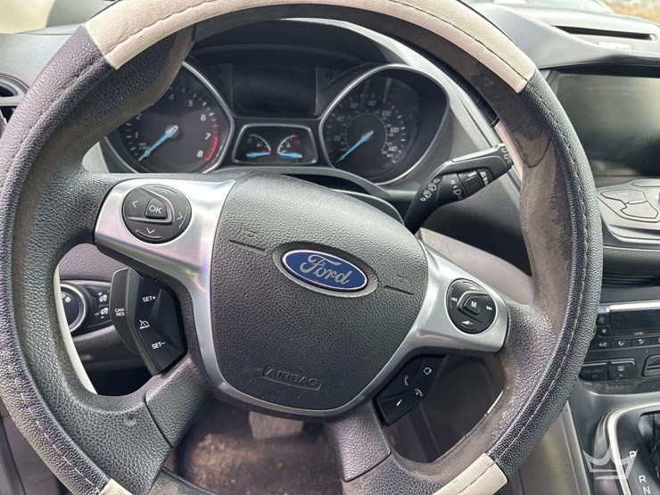 2013-ford-escape-image-7