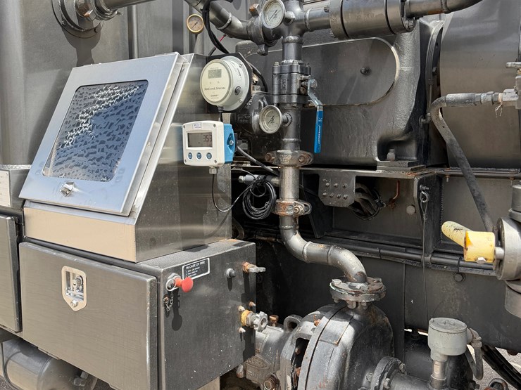 2020-kenworth-t800-image-15