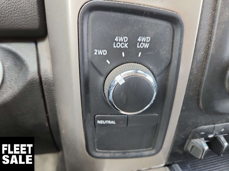 2013-ram-2500-slt-image-35