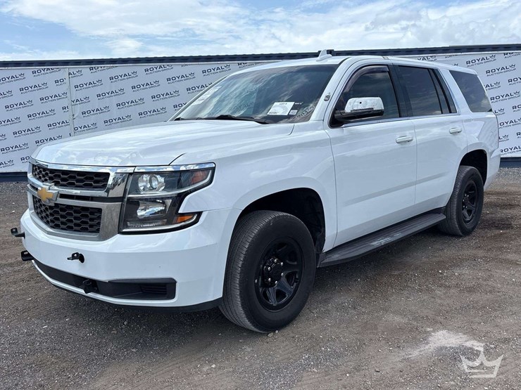 2019-chevrolet-tahoe-image-1