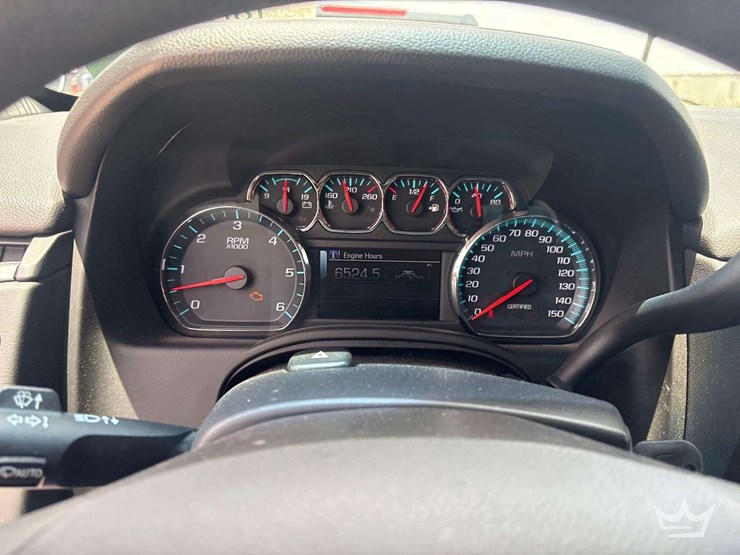 2019-chevrolet-tahoe-image-11