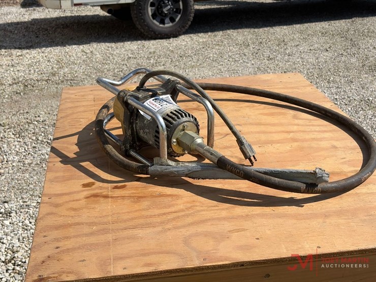 electric-concrete-vibrator-image-1