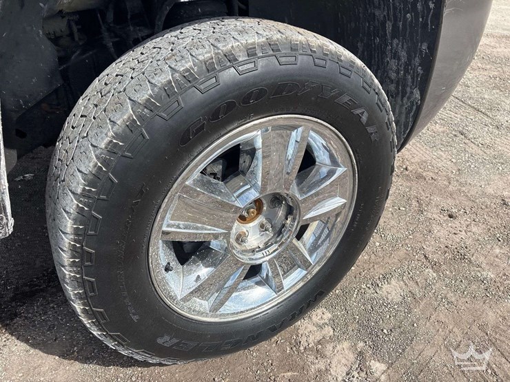 2007-chevrolet-tahoe-image-25