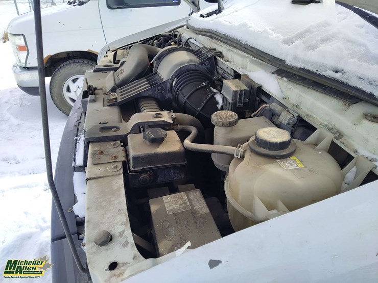 non-operable-2006-ford-e-250-cargo-van-image-32