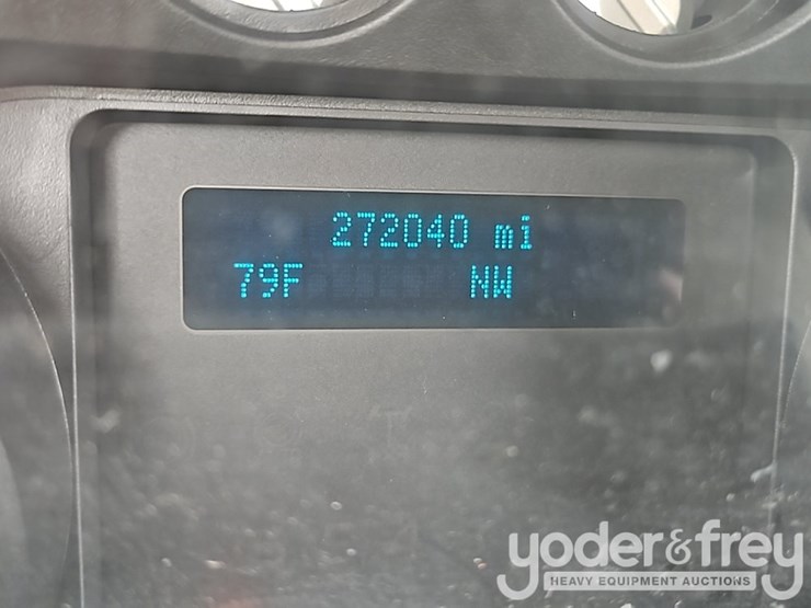 2015-ford-f350-sd-image-28