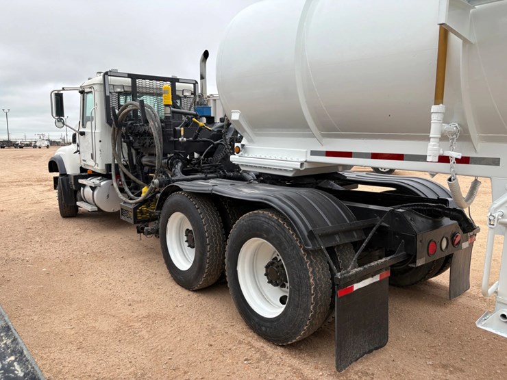 2005-troxell-130bbl-image-6