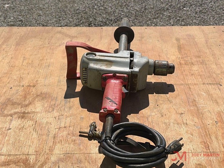 milwaukee-heavy-duty-1/2"-electric-compact-hole-shooter-image-2