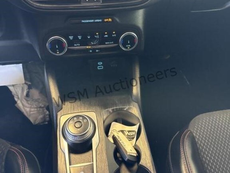 2023-ford-escape-image-23