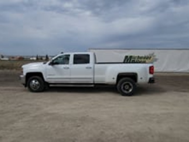 2018-chevrolet-silverado-3500hd-image-5