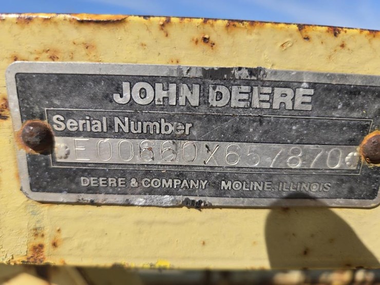 john-deere-660-image-8