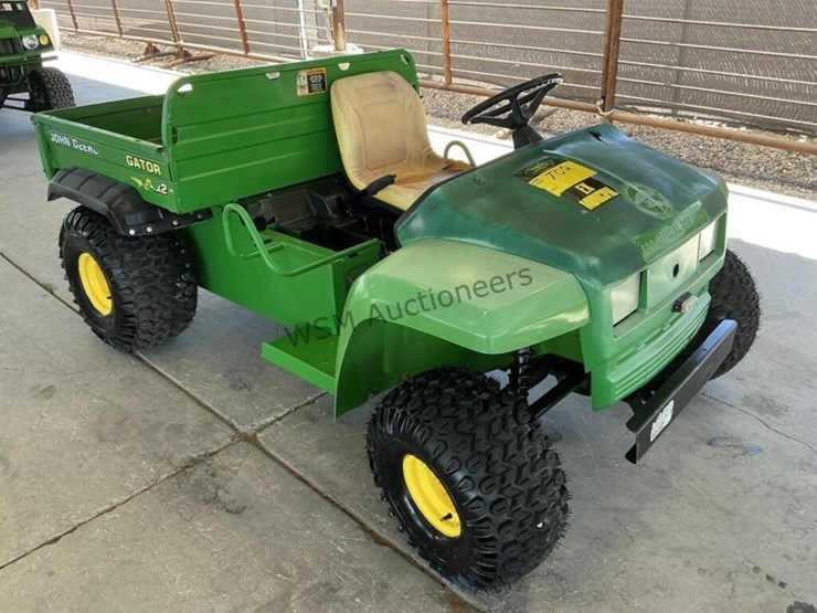 john-deere-gator-image-2