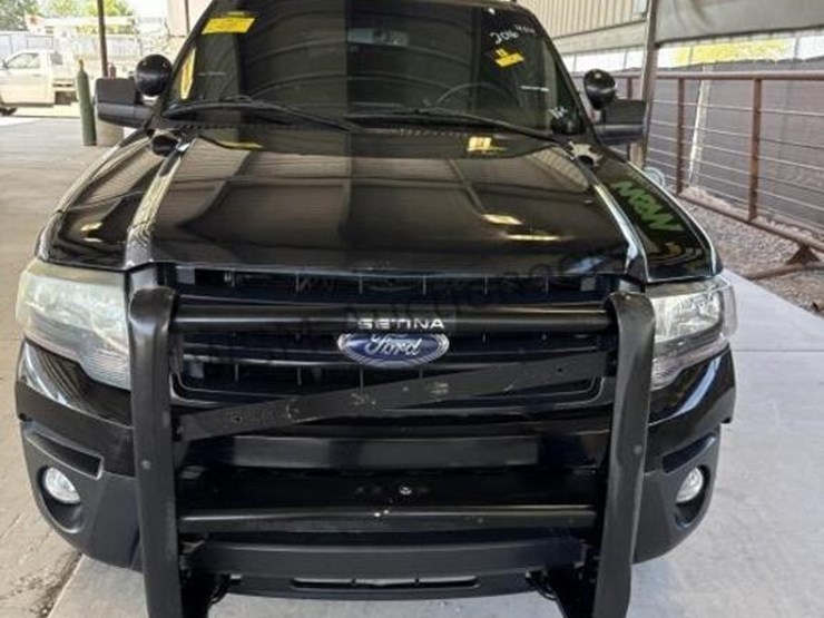 2016-ford-expedition-image-4