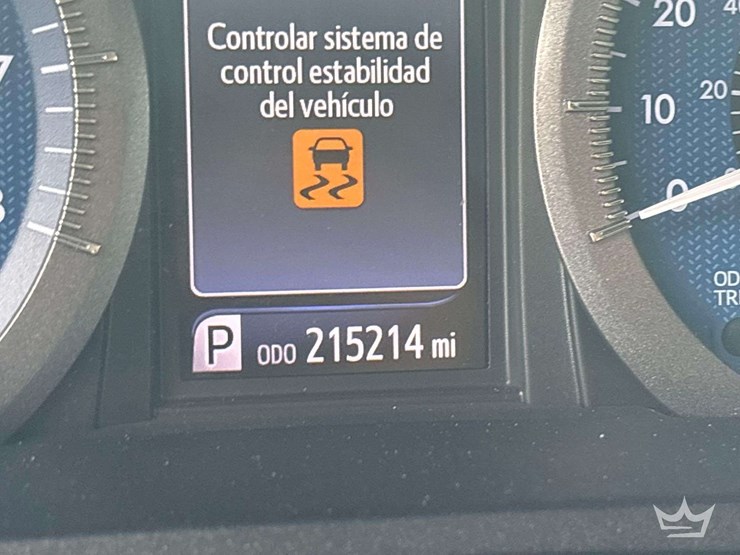 2016-toyota-sienna-image-6