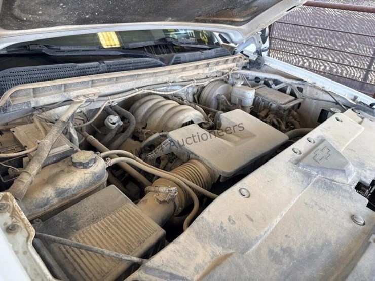 2016-chevrolet-silverado-1500-image-13