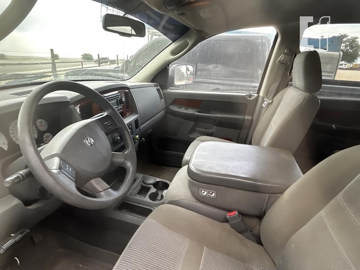 2006-dodge-ram-2500-image-8