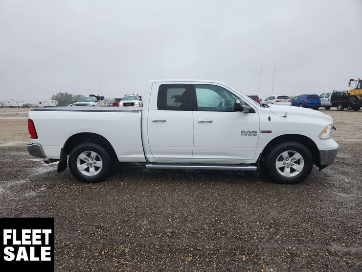 2015-dodge-1500-image-9