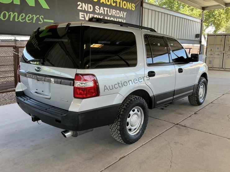2015-ford-expedition-image-7