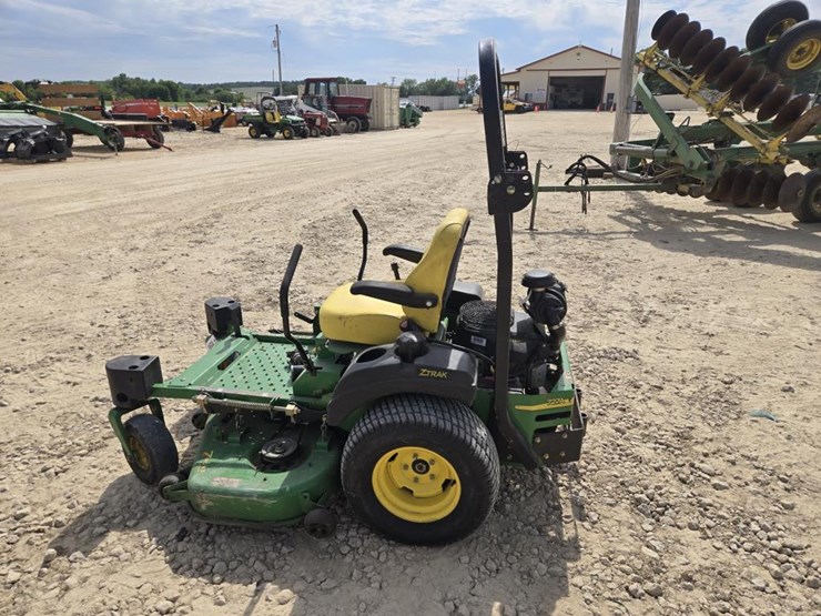 john-deere-727a-image-2