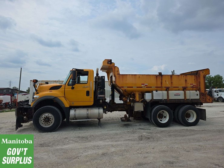 2011-international-workstar-7600-image-6
