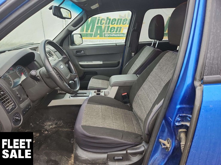 2012-ford-escape-image-19