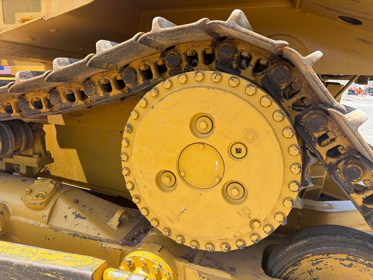 caterpillar-d6t-xl-image-7