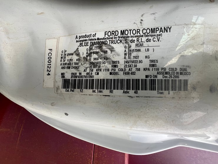 2007-ford-f650-image-8