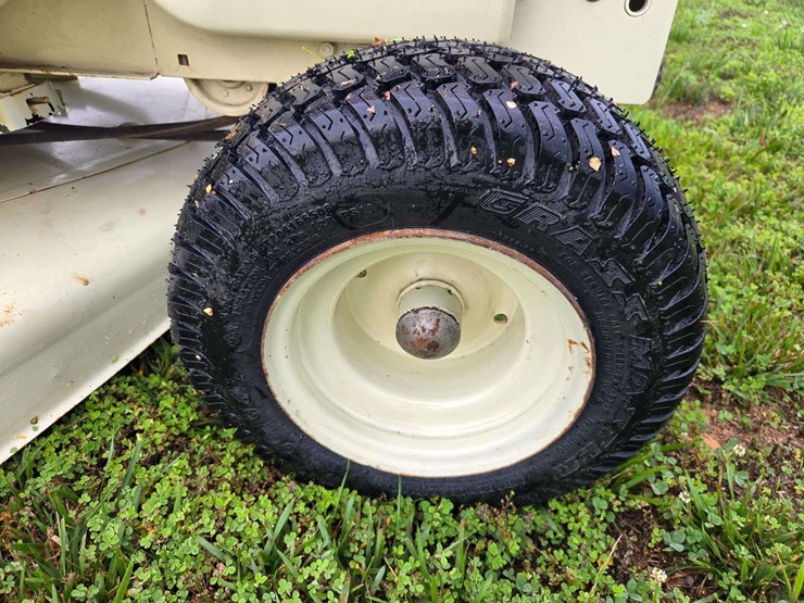 john-deere-112-image-12